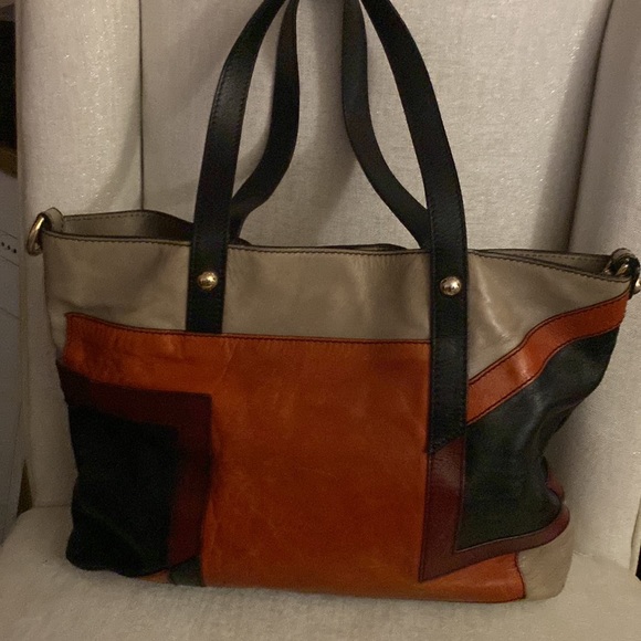 Gorgeous D&G Dolce & Gabbana Made in Italy large Leather Bag♥️♥️♥️ - Picture 11 of 11